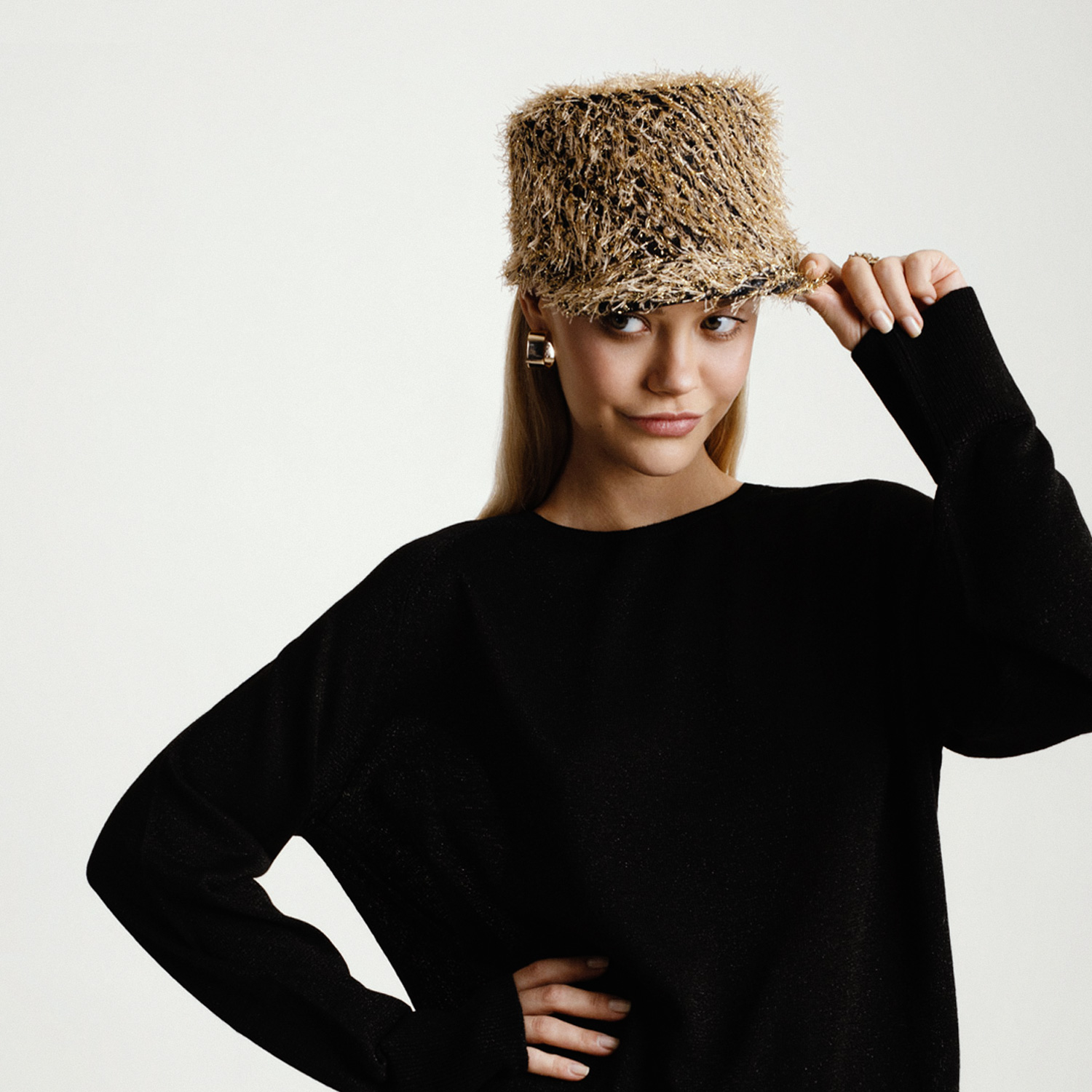SASHA - Gold Nutcracker Hat