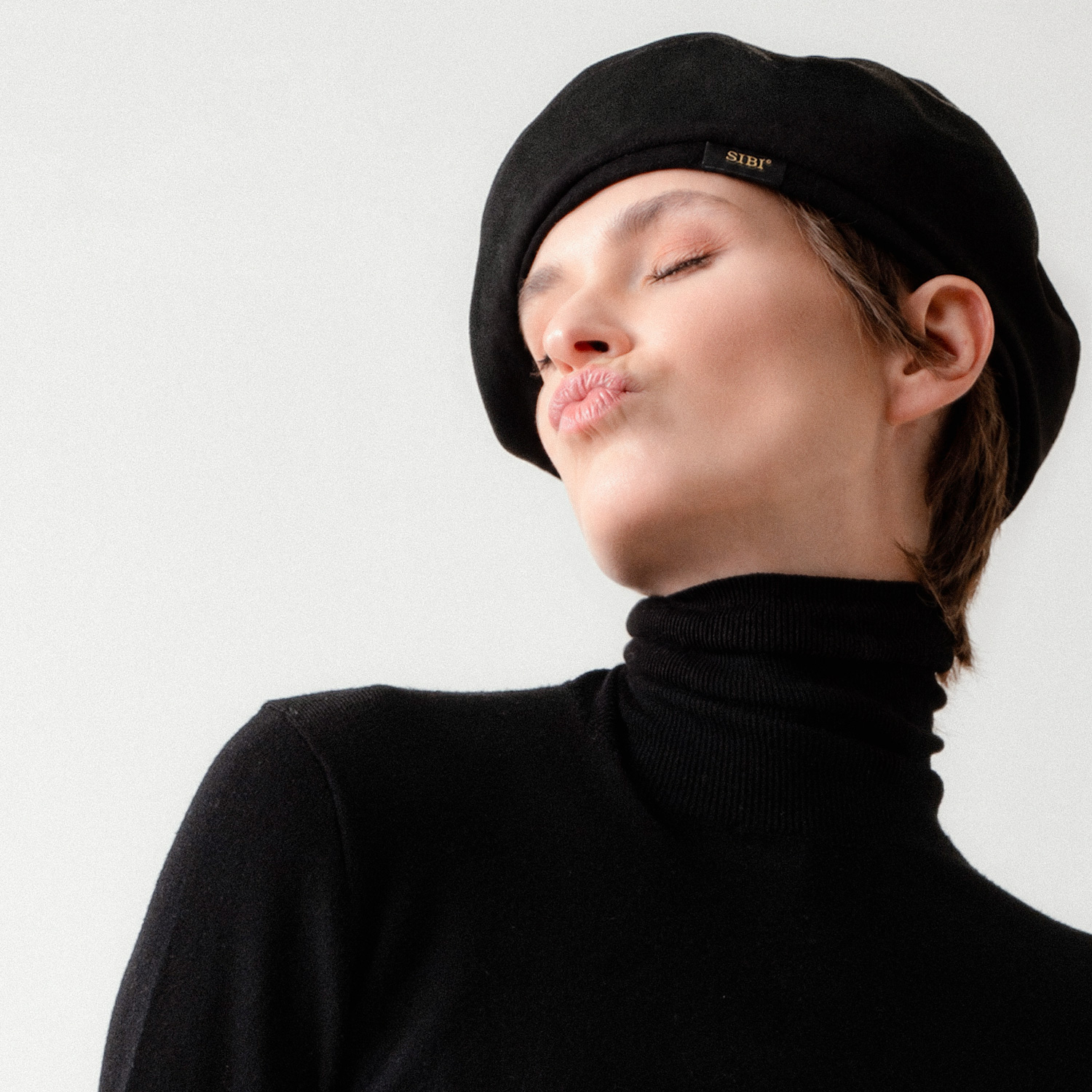 LUCIE - Vegan Suede Hat