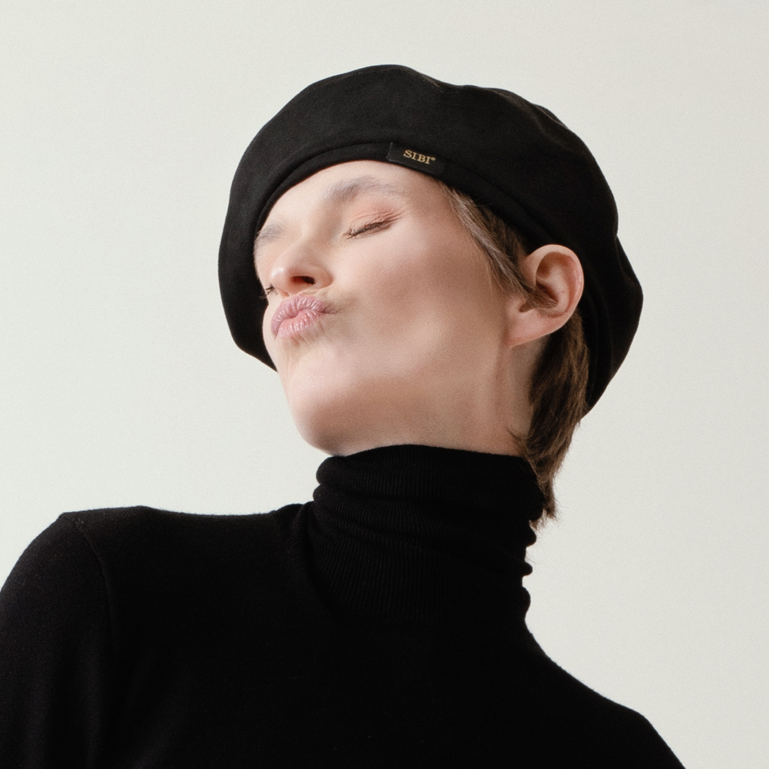 LUCIE - SUEDE BERET HAT
